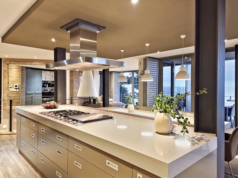 5 Bedroom Property for Sale in Bakoven Western Cape